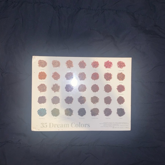 Makeup Bundle - Picture 4 of 4